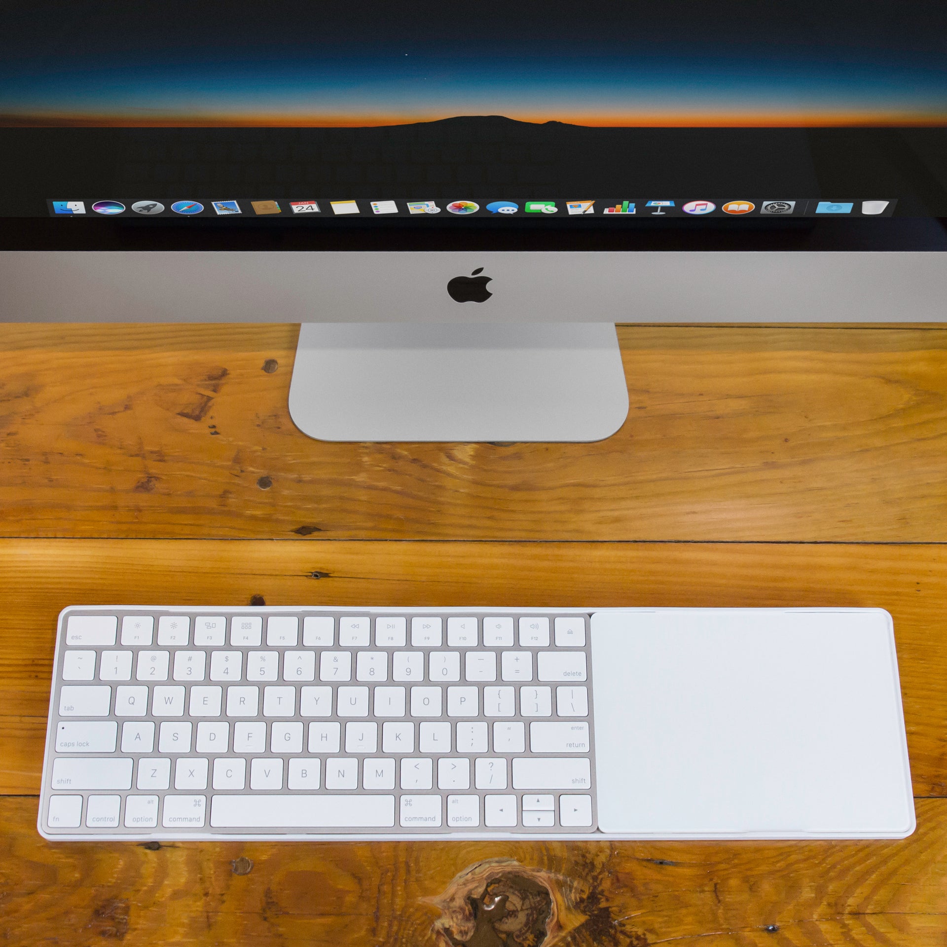 MagicBridge: The ultimate keyboard and trackpad setup