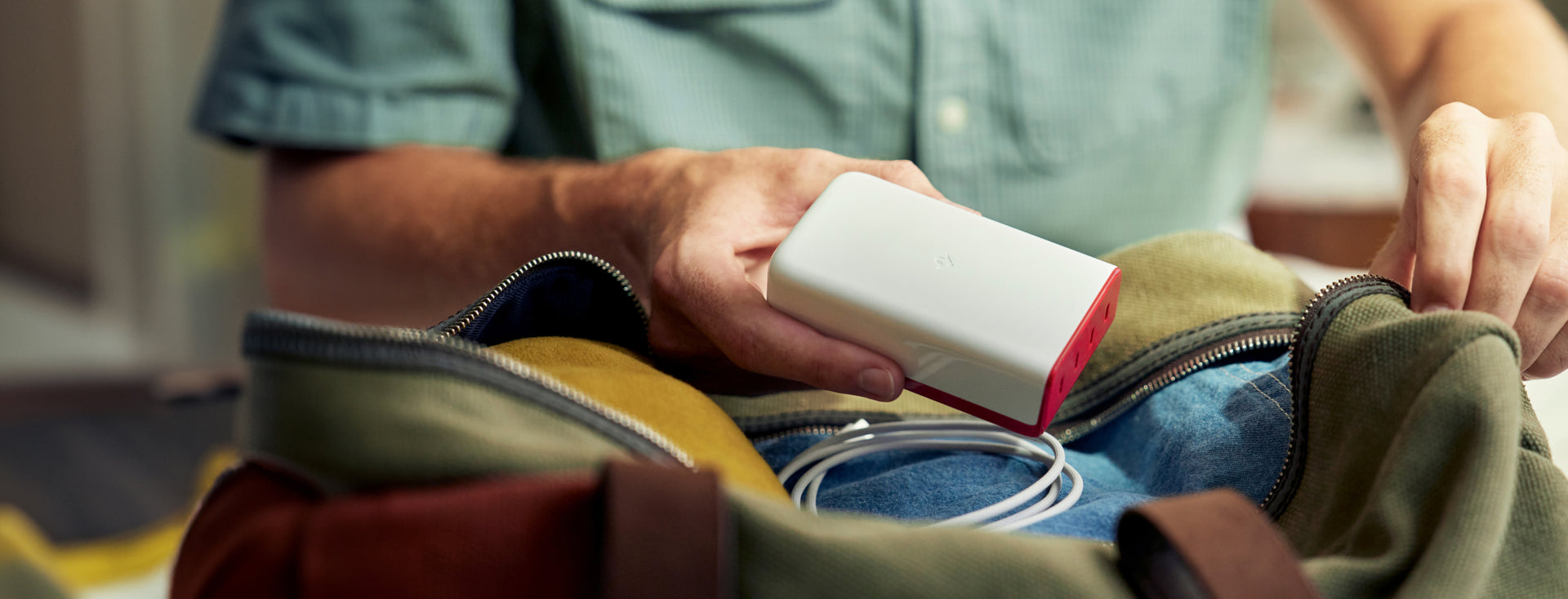  Packing for Digital Nomads: Essential Accessories You’ll Use